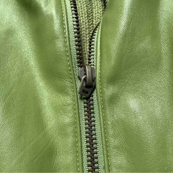 Leather and 100% cotton sweater/jacket.  Size Medium. - Picture 6 of 7